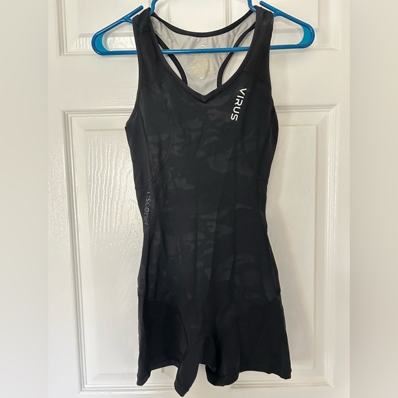 Worn Once - Virus Black Camo Ascend Singlet - Picture 2 of 4